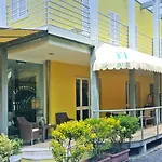 Illi Hotel 3*