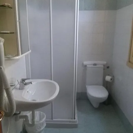 Hotell Illi 3*