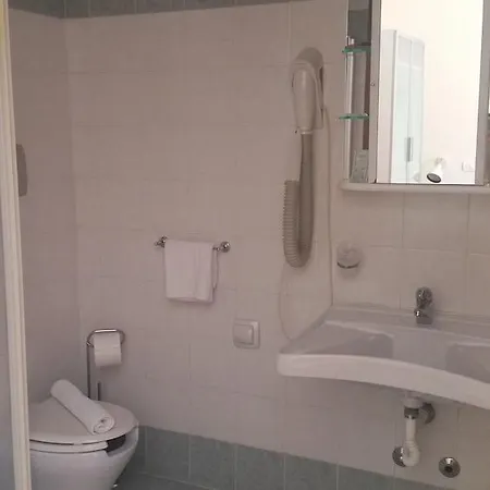 Hotel Illi 3*