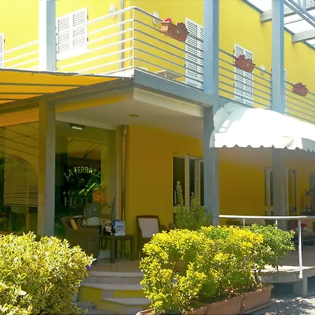 Illi Hotel